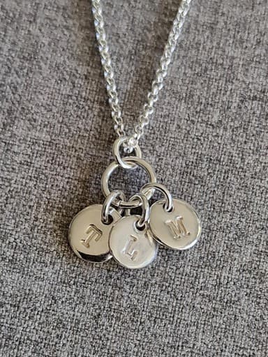 BOKSTAVSHALSBAND - 3st på ring och ärtlänk - silversmycke i äkta silver - handgjorda silversmycken från Brokig silversmycken