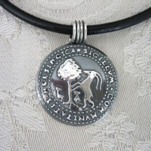 Hälsinglands landskapssigill - silversmycke i äkta silver - handgjorda silversmycken från Brokig silversmycken