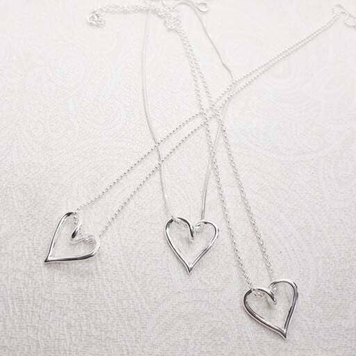 Länkval till lilla silverhjärtat - silversmycke i äkta silver - handgjorda silversmycken från Brokig silversmycken